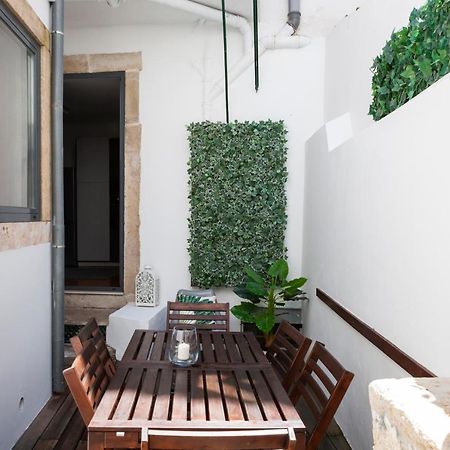 Alfama Terrace Apartment With Authentic XVIII Tiles And Historic Notes 3 Bedrooms & 2 Bathrooms Ac Lisbon Exterior photo