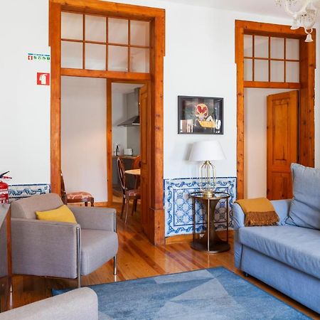 Alfama Terrace Apartment With Authentic XVIII Tiles And Historic Notes 3 Bedrooms & 2 Bathrooms Ac Lisbon Exterior photo